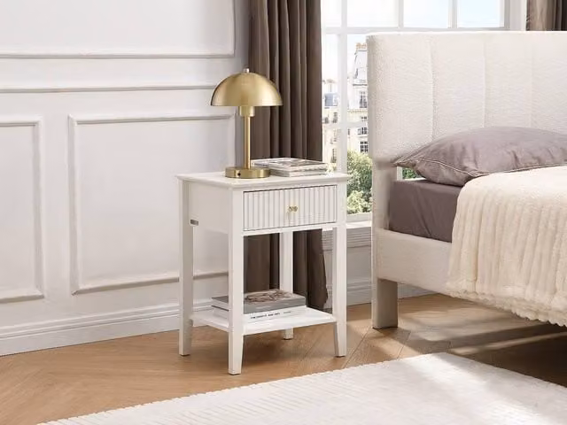 NIRIVA Set of 2 White Lacquered MDF Bedside Tables with 1 Drawer and 1 Shelf – 1