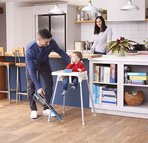 Black&Decker Blue Handheld Vacuum Cleaner – 4