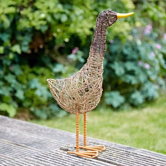 Paper High Jiro the Standing Duck Wire Garden Ornament in Brown, Metal Sculpture W/D/H: 44.0 x 25.0 x 16.5 cm