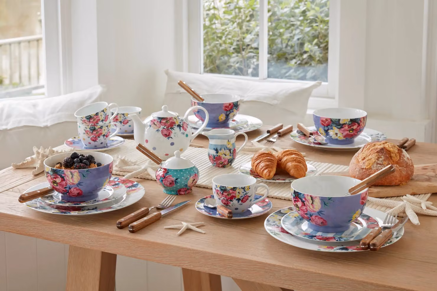 Mikasa Clovelly Floral Porcelain Jug and Sugar Bowl Set with Lid, Multicolour – 3