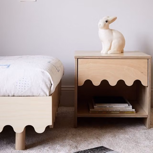 Oeuf NYC Moss Bedside Table in Beige with Floral Design, W/D/H: 43 x 46 x 48 cm – 1