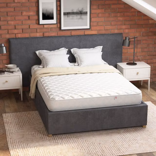 Aspire Value Cooling Open Coil Mattress in White, 140 x 200 cm