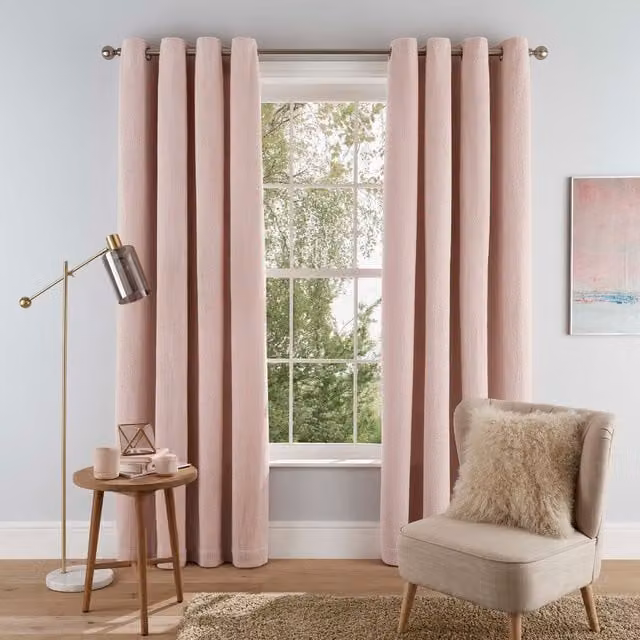 Smart Living Wholesale Ltd. Luxury Super Soft Teddy Fleece Eyelet Lined Curtains in Pink