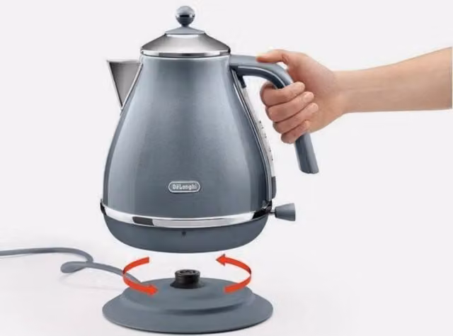 De'Longhi Icona Metallics Jug Kettle with Limescale Filter, 1.7 l, Blue