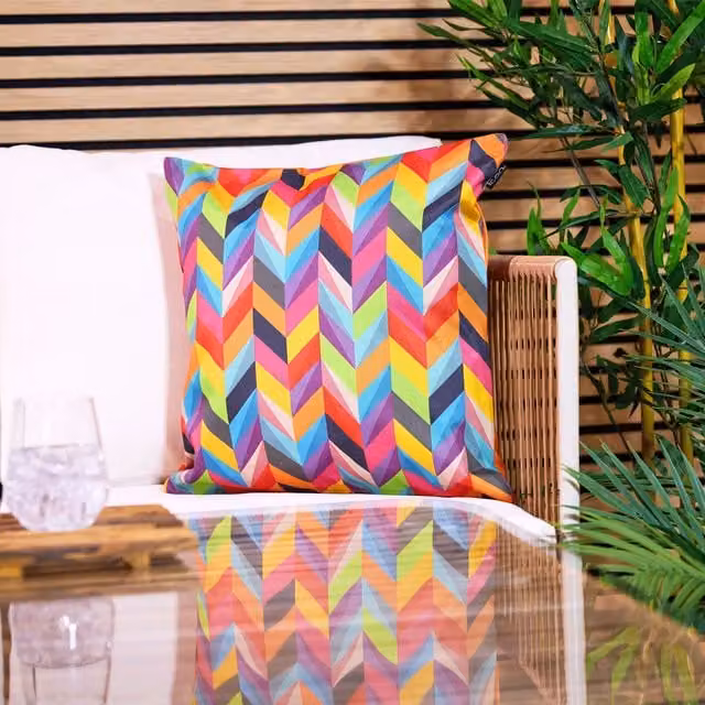 icon Circular Geo Cushion in Aqua and Orange, W/D/H: 43 x 43 x 43 cm – 1