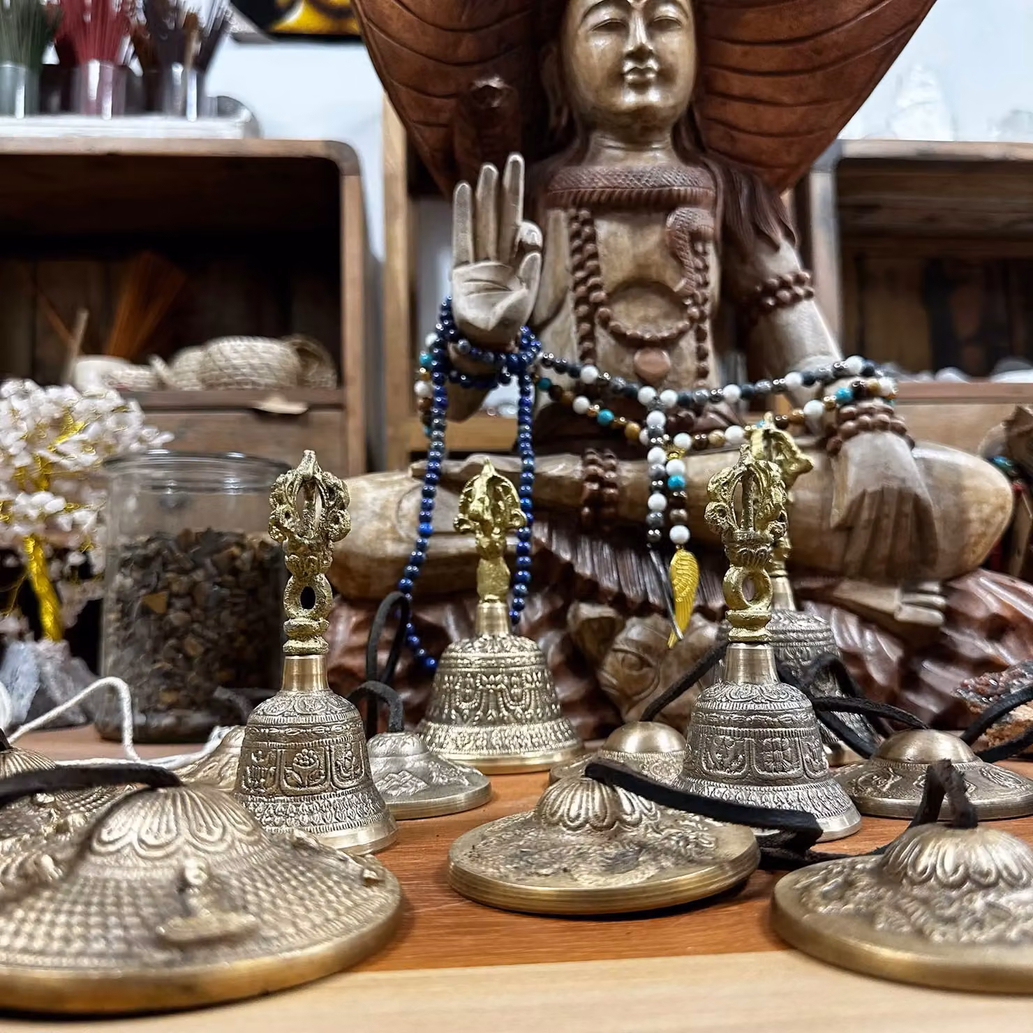 KDMD Small Tibetan Tingsha Bell in Gold, W/H: 5 x 11 cm – 3