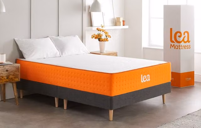 Somnior Lea Hybrid 9 Zone 7 Layer Memory Foam Mattress in Orange, W/D/H: 140 x 200 cm