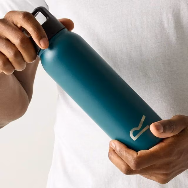 Regatta Thermulate Vacuum Insulated Stainless Steel Straw Bottle, Petrol, 600 ml