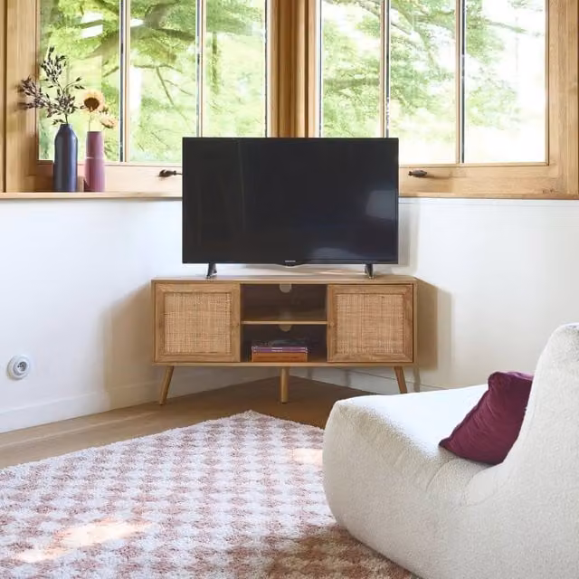 Sweekeet Retro TV Unit with Rattan Doors in Light Brown, W: 115 cm, H: 56 cm, D: 55 cm – 1
