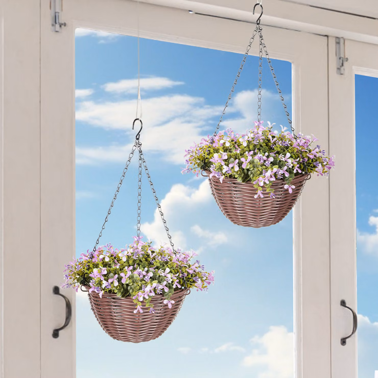 HOMCOM Set of 2 Purple Artificial Hanging Flower Baskets with Leaves and Pots – 2