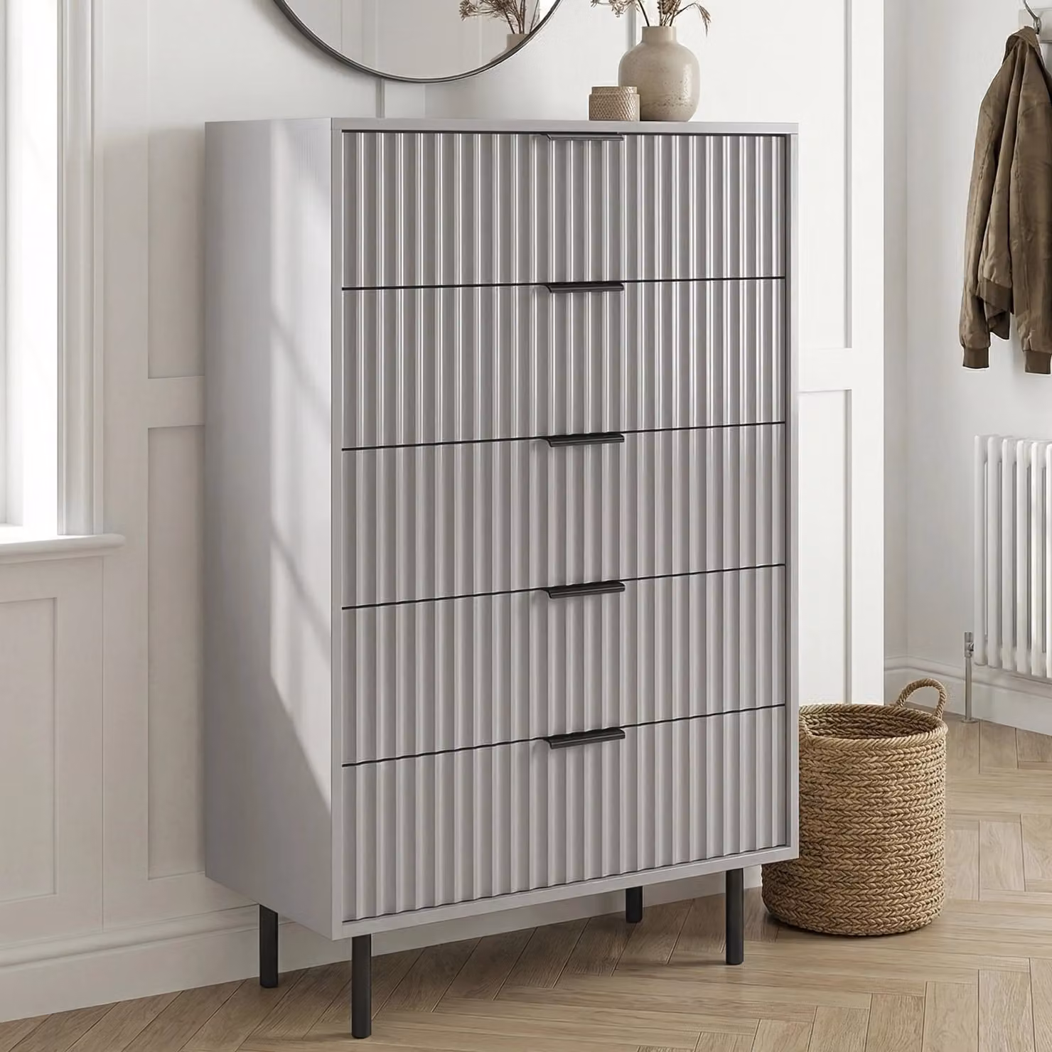 DHS Tall 5 Drawer Chest of Drawers with Fluted Design in Grey, H 120 cm x W 70 cm x D 40 cm