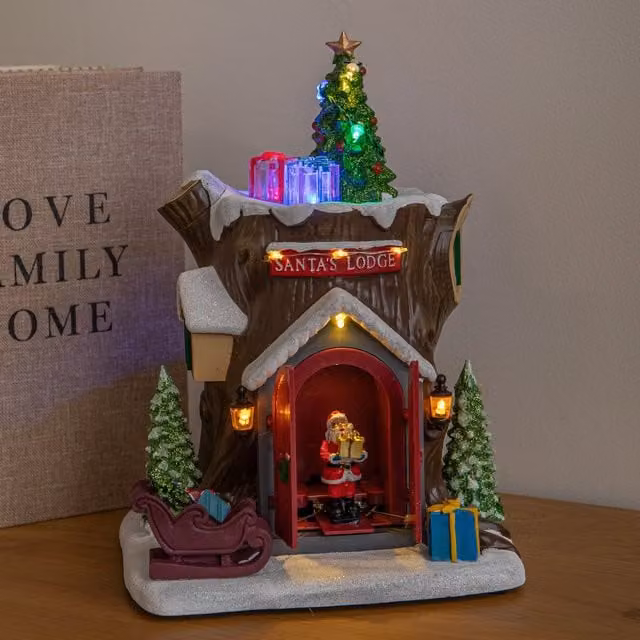 Samuel Alexander Santa’s Lodge Christmas Village Scene with Multi-Colour LEDs, 25 cm