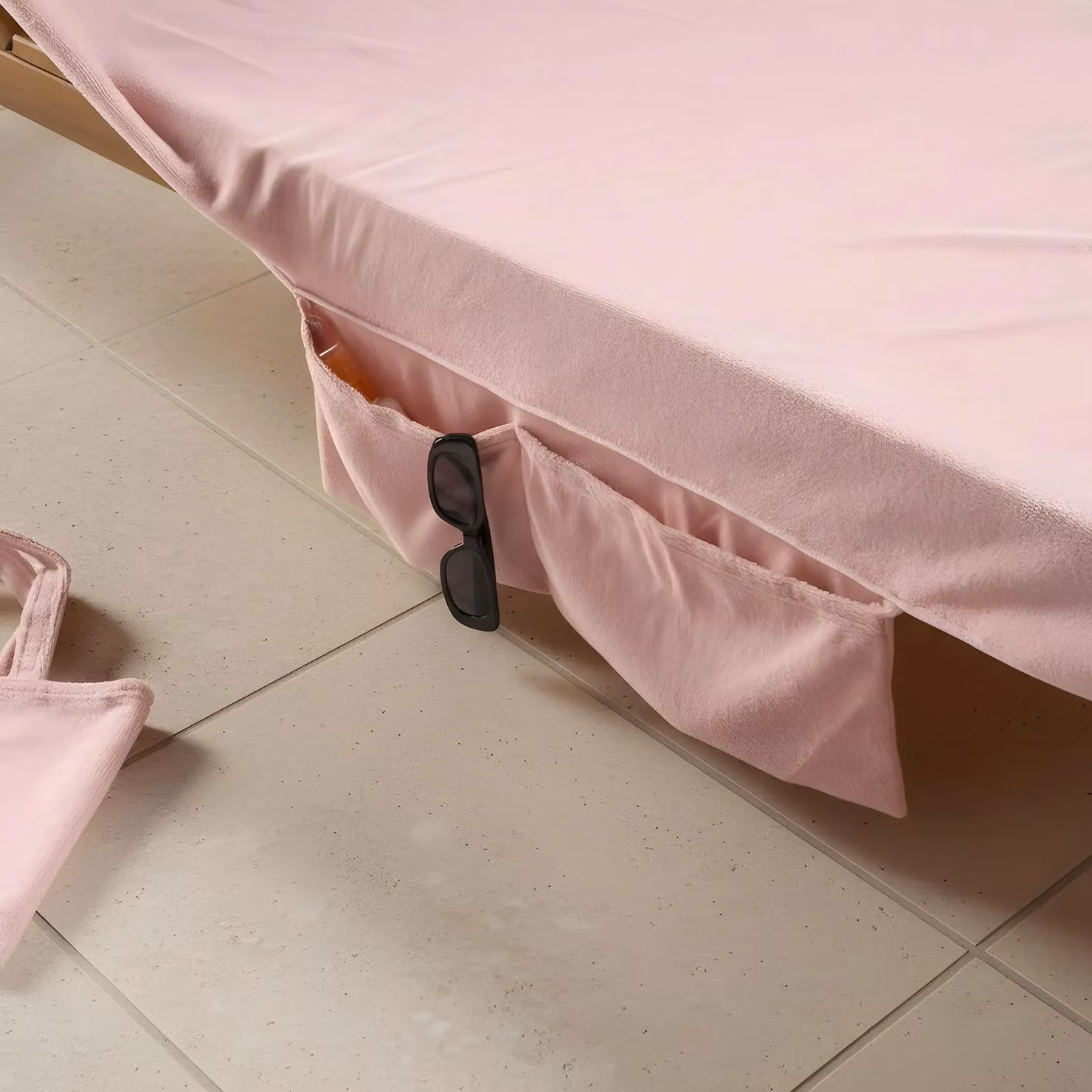 OHS Microfibre Quick Dry Absorbent Beach Towel in Light Pink – 2