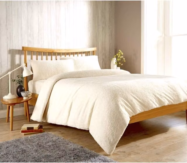 NewEdgeBlinds Plain Fleece Duvet Set in White and Yellow, 200 x 200 cm