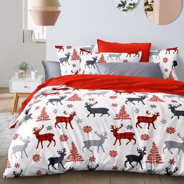 Ezysleep Red Christmas Reindeer Print Duvet Set and Pillowcase, Width: 135 cm