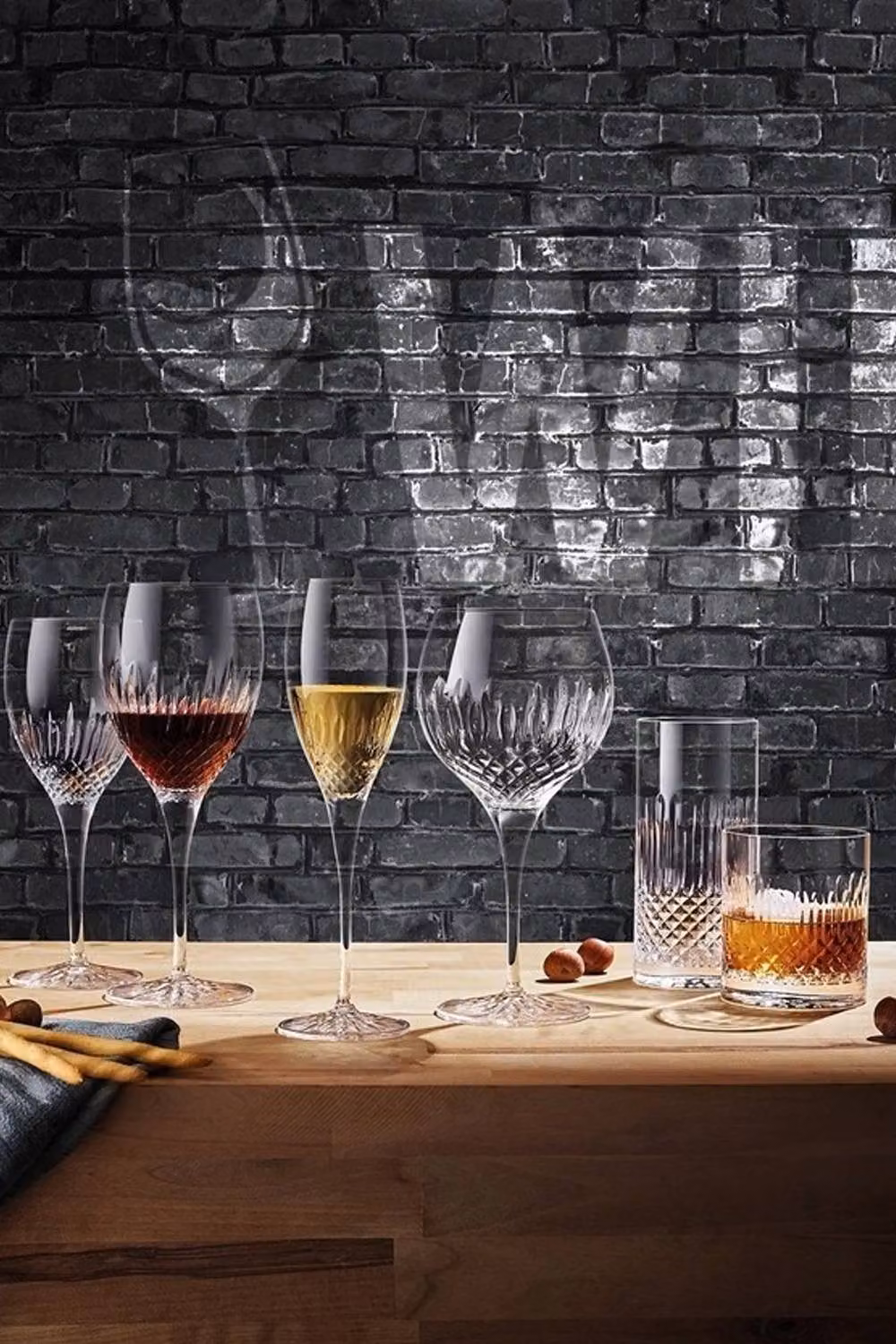 Meyer Diamante Transparent Geometric Wine Glass 380ml – 3