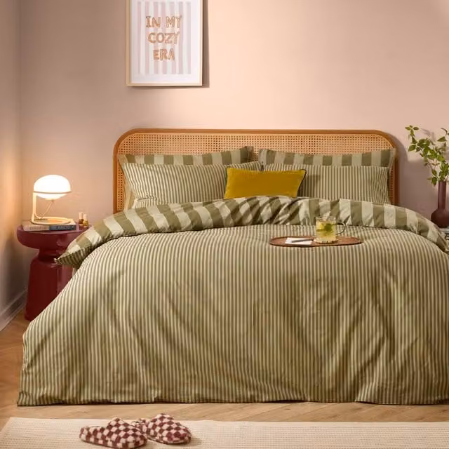 Furn Reversible Striped Duvet Cover Set in Green, 200 x 200 cm