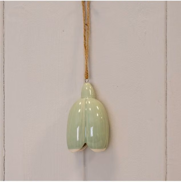 KDMD Pale Green Ceramic Hanging Flower Decoration