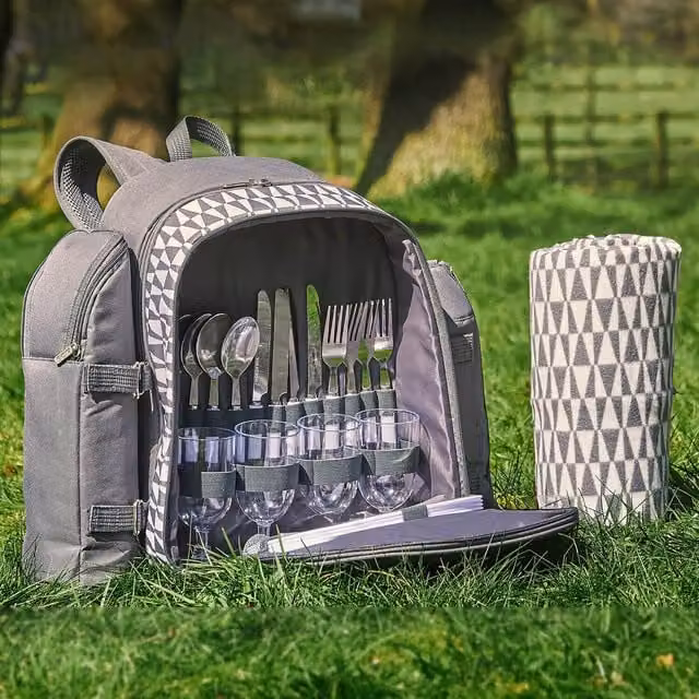 VonShef 4 Person Picnic Backpack with Dining Set in Grey