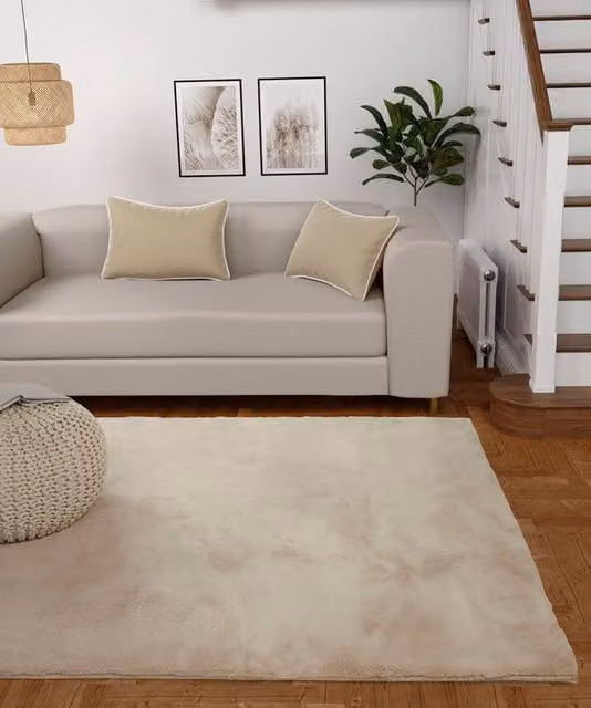 The Linen Consultancy Luxury Faux Fur Natural Rug in Beige, W: 60 cm, L: 100 cm