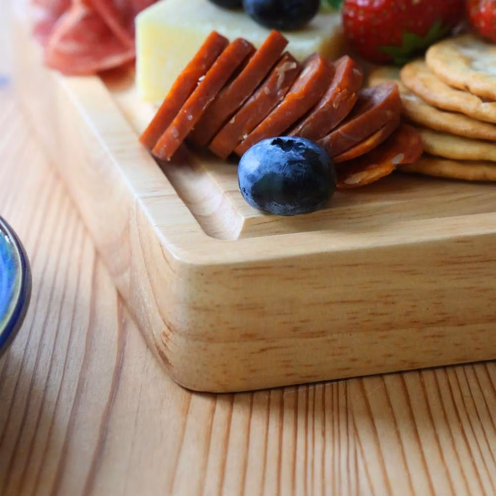 Kelvenix Wooden Butchers Block Chopping Board, Brown, W: 20 cm, H: 3 cm, D: 30 cm – 3