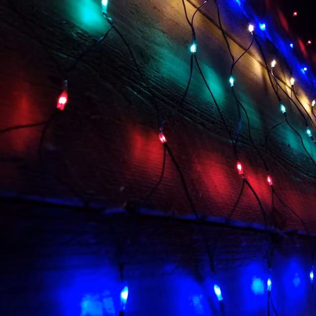 Samuel Alexander Multicoloured 180 LED Premier Multifunction Christmas Net Light with Timer for Indoor and Outdoor Use, W: 1.7 m, H: 1.2 m – 1