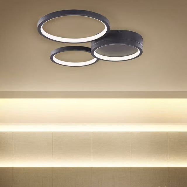 Wyld and Coco Round 3-Shade LED Ceiling Light in Black Metal, W/D/H: 36 x 36 x 7 cm – 1