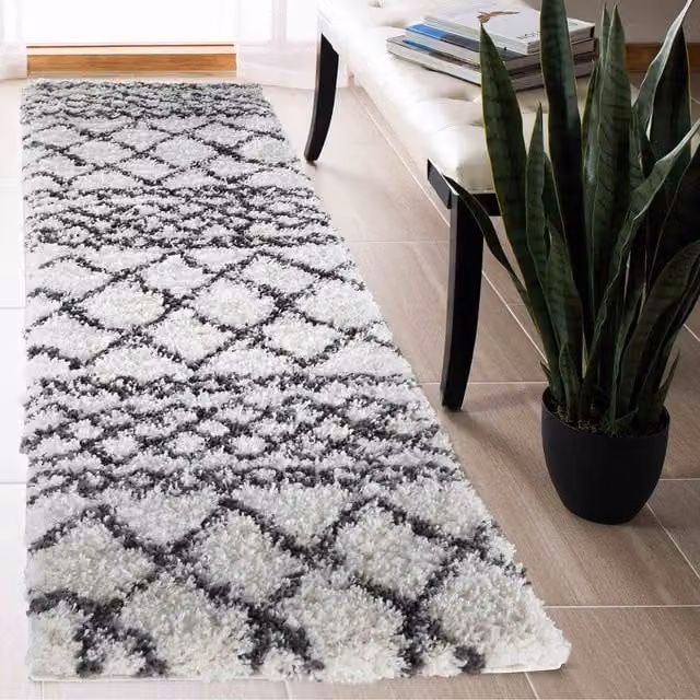 Desire Rugs Moroccan Berber Shaggy Runner with Mixed Diamond Design in Cream and White, W: 60 cm x L: 220 cm