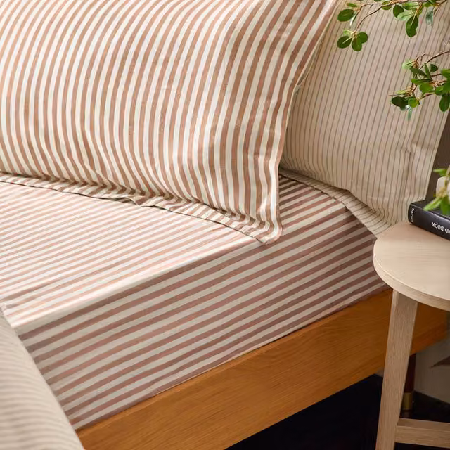 Make it a Home Striped Cotton Fitted Sheet in Brown and Orange, W/D/H: 140 x 200 cm
