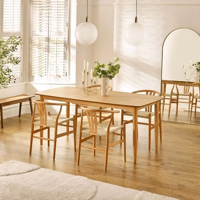 FurnitureboxUK Leif Oak Effect Rectangular Extending Dining Table and 4 Caia Dining Chairs in Light Oak