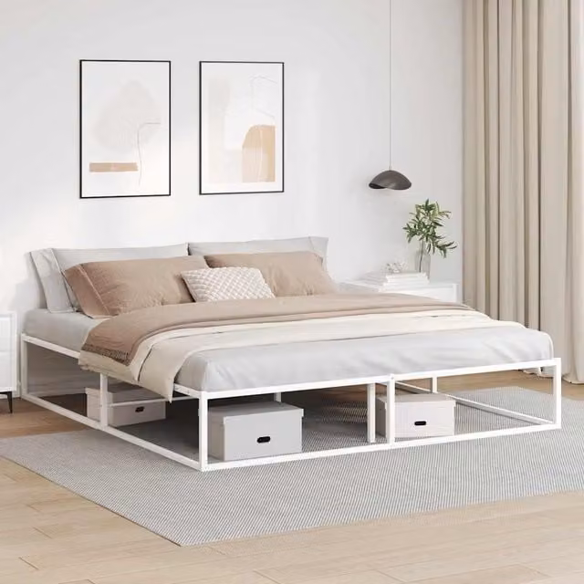 Berkfield Home Super King Metal Bed Frame in White, W/D/H: 180 x 200 cm