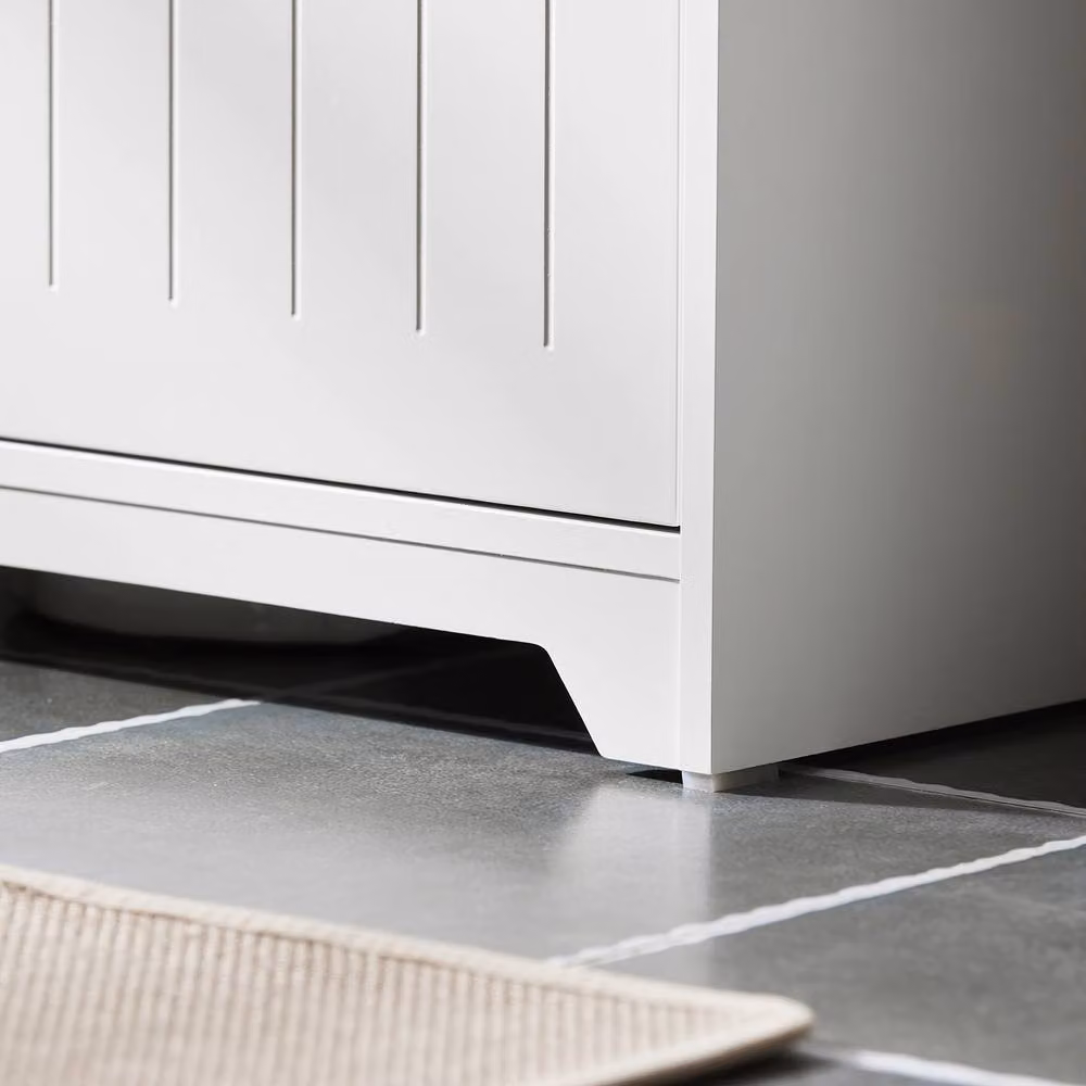 SoBuy Modern White Under Sink Bathroom Cabinet with Soft Close Hinged Doors and Internal Shelves – 4