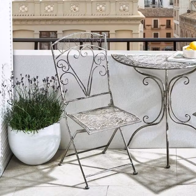 Wyld and Coco Set of 2 Vintage Folding Garden Chairs in Grey Matt Metal
