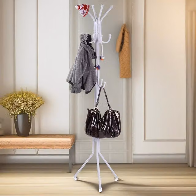 Pirlo Plush Modern Metal Coat Stand with 12 Hooks in Glossy White
