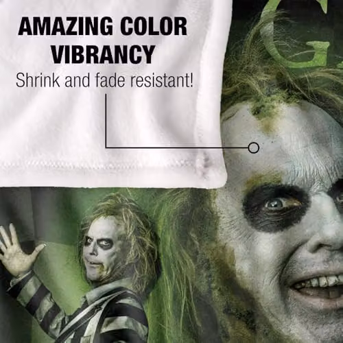 LOGOVISION Beetlejuice 2 Throw Blanket, Multicolour and White, W: 152 cm, D: 127 cm – 3