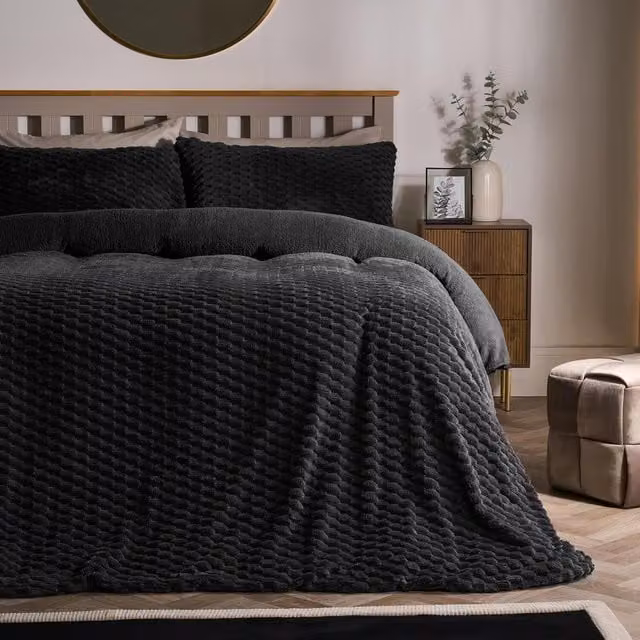 OHS Waffle Fleece Duvet Cover Set in Anthracite Grey