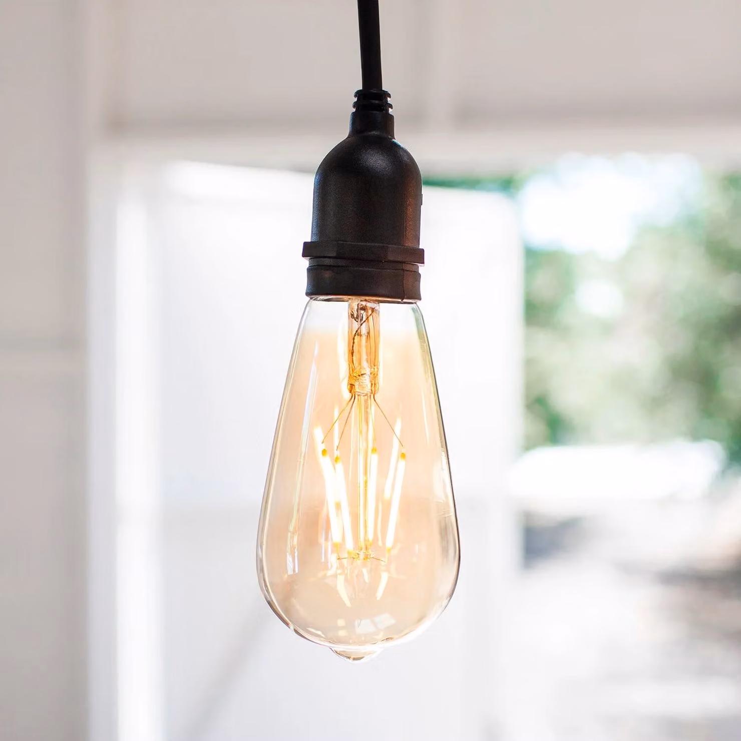 5 Pack of Squirrel Cage E27 1W LED Amber Filament Bulbs with Transparent Glass