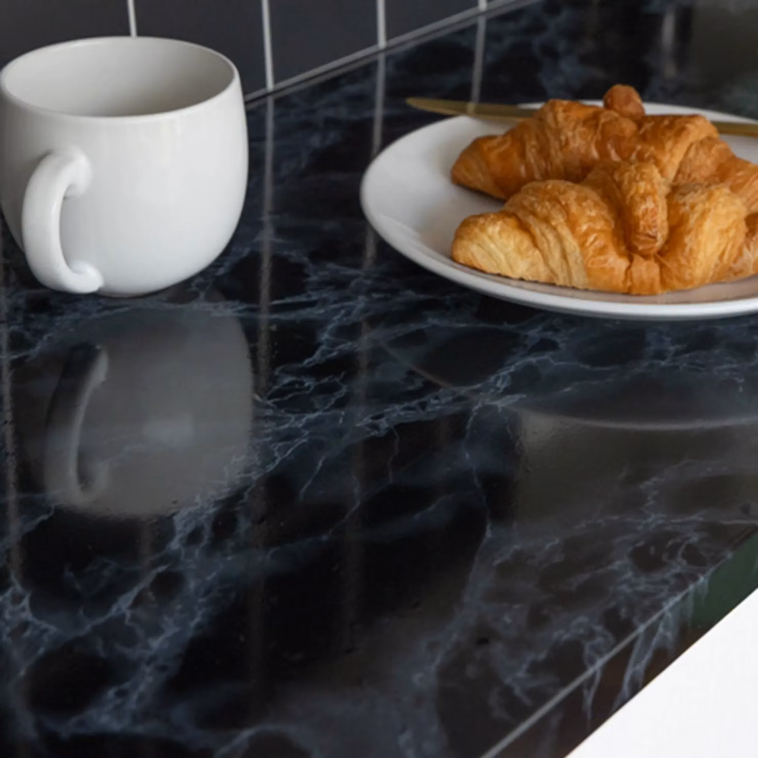 D-C-Fix Marble Black Self-adhesive Vinyl Wrap for Doors and Worktops, W: 45 cm, L: 10 m – 5