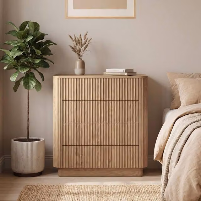 Home Source Winthorpe 4 Drawer Oak Chest of Drawers in Light Oak Brown