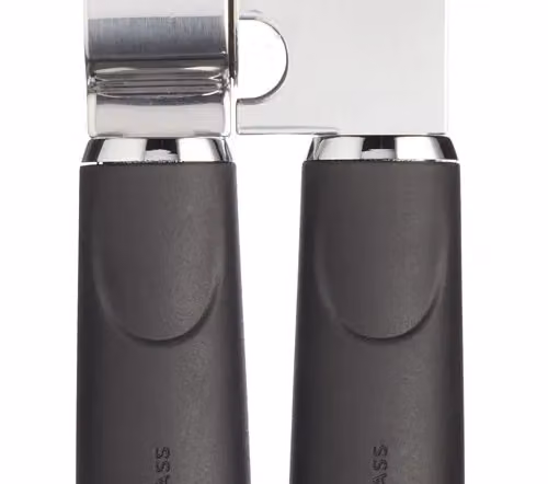 MasterClass Stainless Steel Garlic Press with Ergonomic Grip in Black – 12