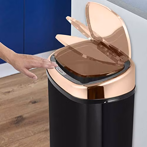 Tower Sensor Kitchen Bin in Black and Gold, W/D/H: 67.0 x 39.5 x 28.0 cm – 2