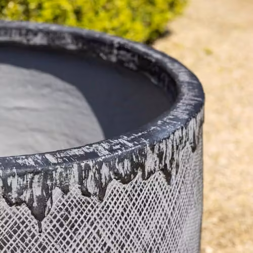Primrose Fibreglass Pattern Textured Round Planter in Anthracite Grey, Diameter: 23 cm – 2