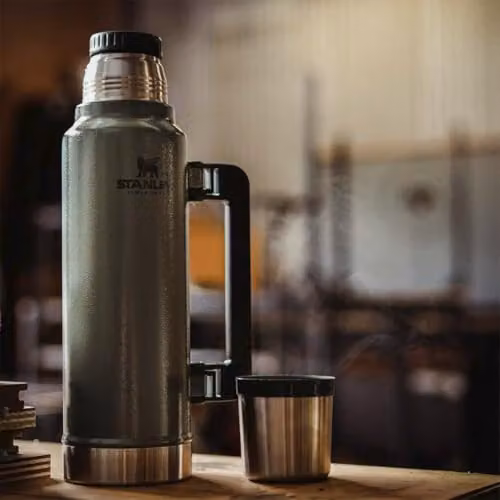 Stanley 1913 Classic Legendary Vacuum Insulated Stainless Steel Thermal Flask, 1.4 l, Green – 2
