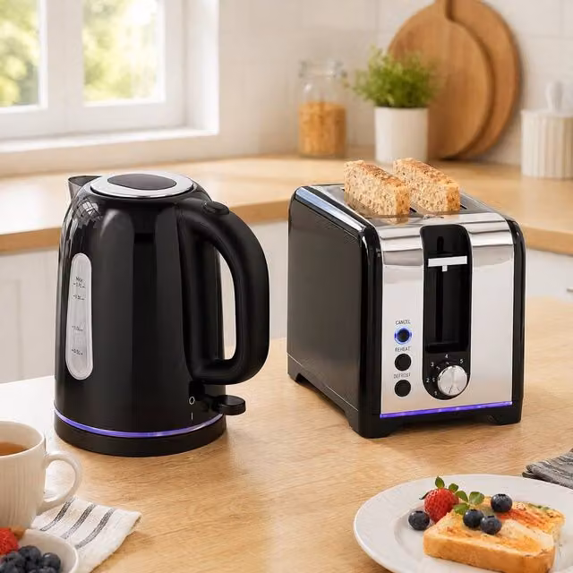 STILVORA Toaster and Kettle Set in Black with Blue Light Strip – 1