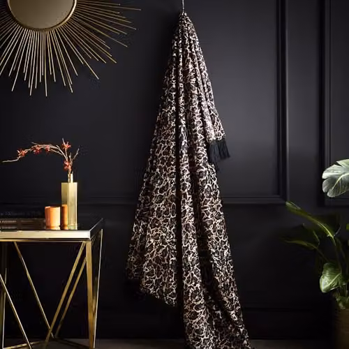 Laurence Llewelyn-Bowen Gold Leopard Print Velvet Throw with Fringes, W: 130 cm, D: 180 cm – 2