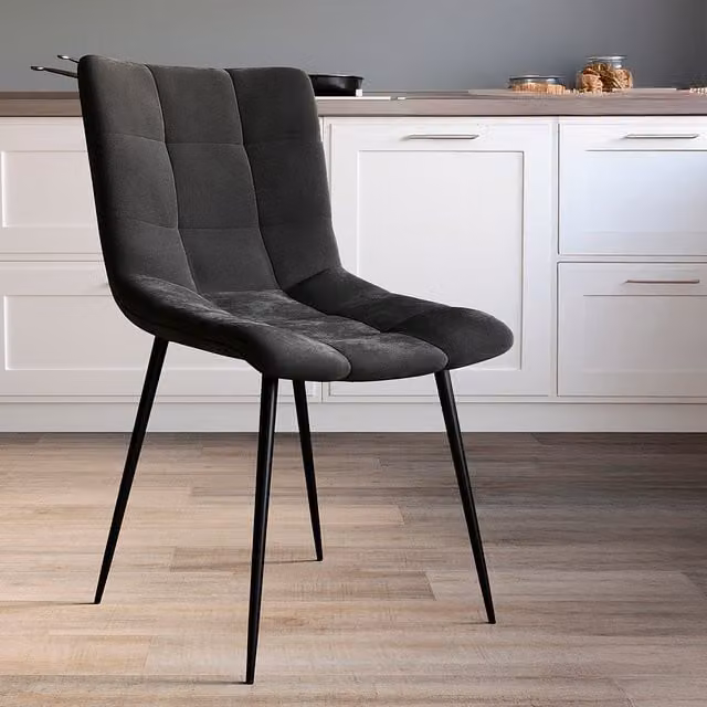 Vida Designs Set of 4 Richton Modern Velvet Dining Chairs in Black