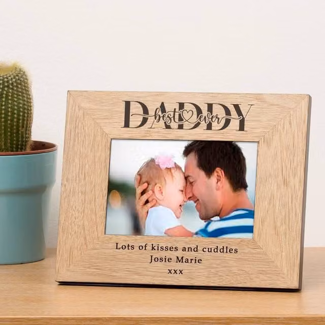 Uniqueful Personalised Best Ever Dad or Daddy Wood Picture Frame, Brown, W/H: 10 x 15 cm