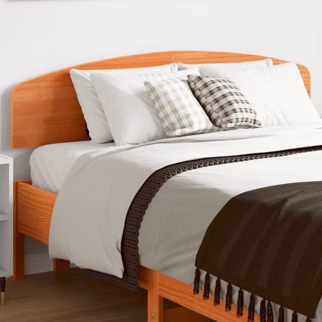 Berkfield Home Rustic Solid Wood Pine Headboard in Waxed Brown, Width: 135 cm – 1