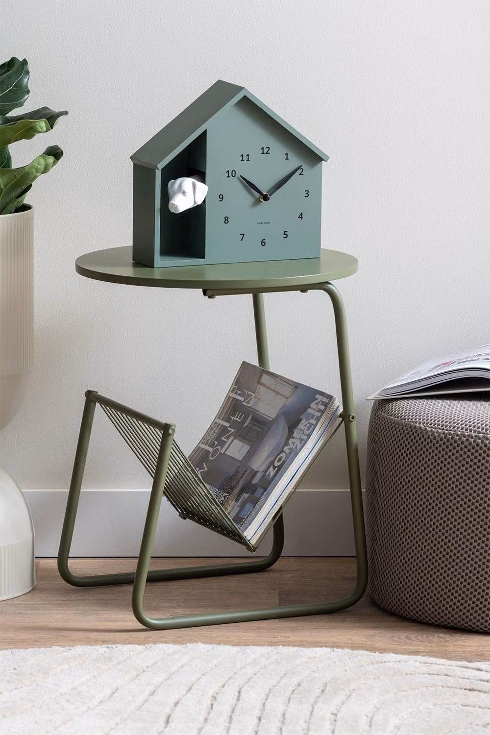 PRESENT TIME Leitmotiv Riqueza Revista Iron Side Table in Matt Green – 2