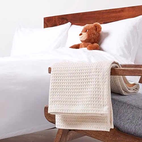 Homescapes Organic Cotton Waffle Pique Throw in Beige, W/D/H: 125 x 150 cm – 2